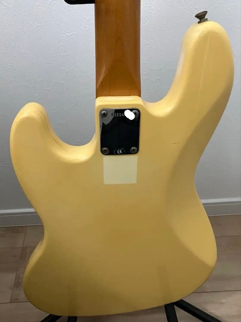 99年製 Fender AmericanVintage Jazz Bass 62