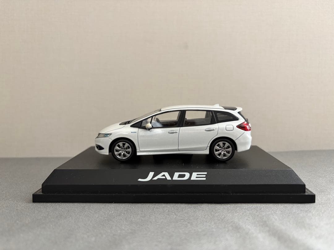 非売品カラーサンプル ホンダ ジェイド JADE ミニカー ホワイト