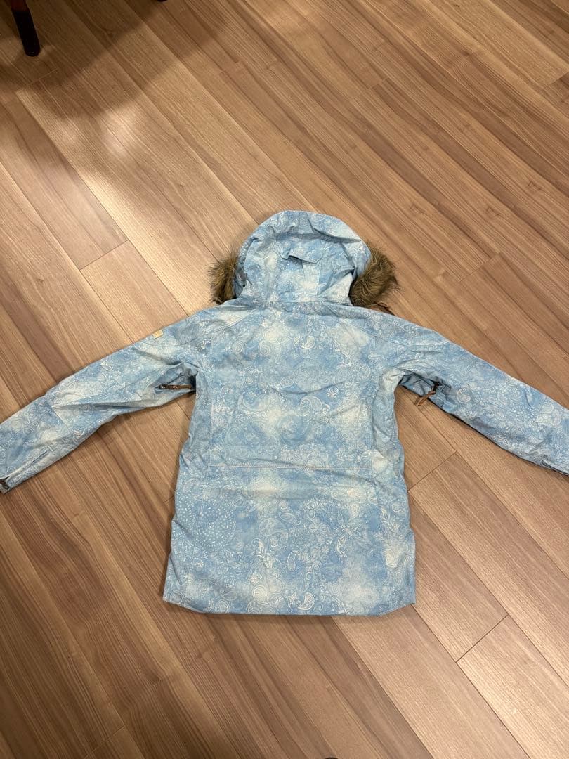 スノーボードウェア(女性用) 青色ペイズリー　バートン