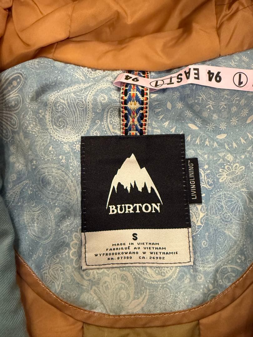 スノーボードウェア(女性用) 青色ペイズリー　バートン