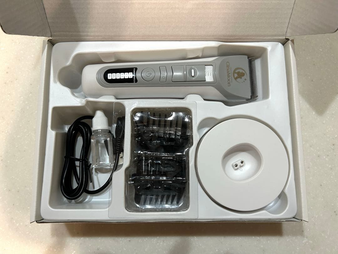 シナムーン　バリカン　白ムーン　CinaMoon