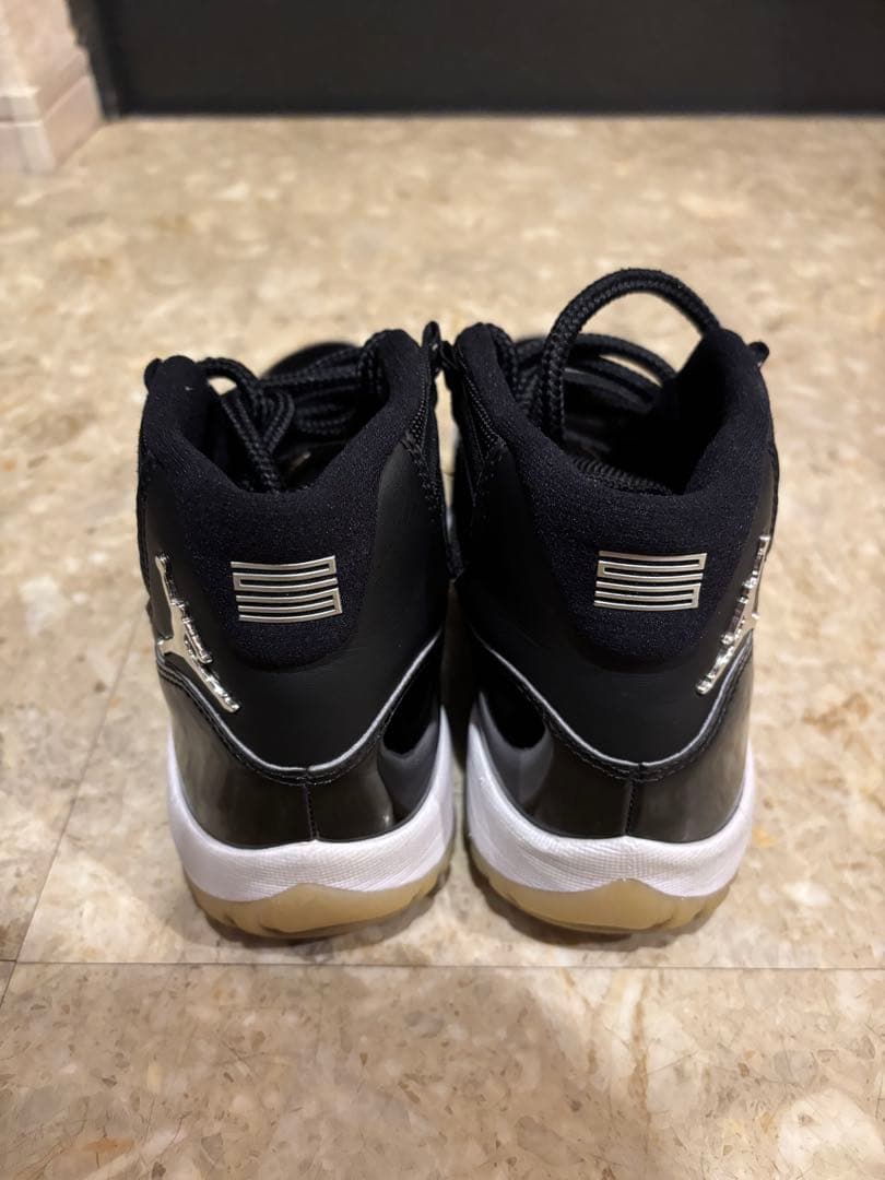 AIR JORDAN 11 \"Jubilee\" 25周年モデル 23.5cm