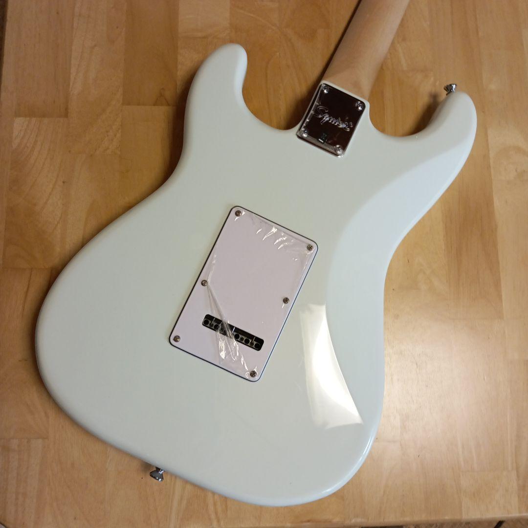 エレキギターSquier Stratocaster ホワイトアイスグリーン
