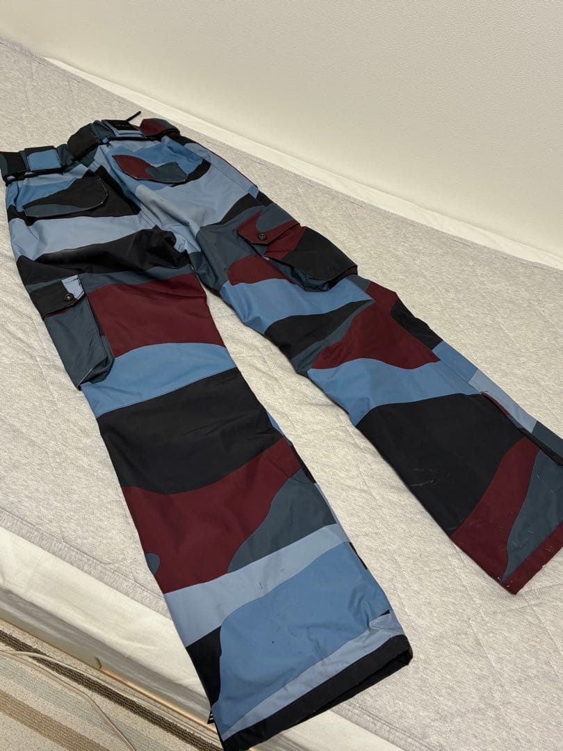 スノーボードウエア  ドープ スキーウエア 迷彩 紺色