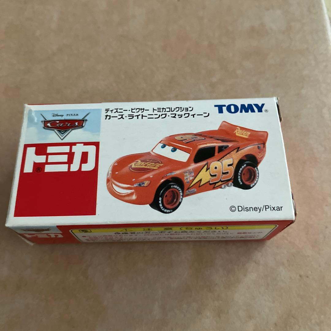 【新品未使用】ディズニートミカ　カーズ限定２台セット