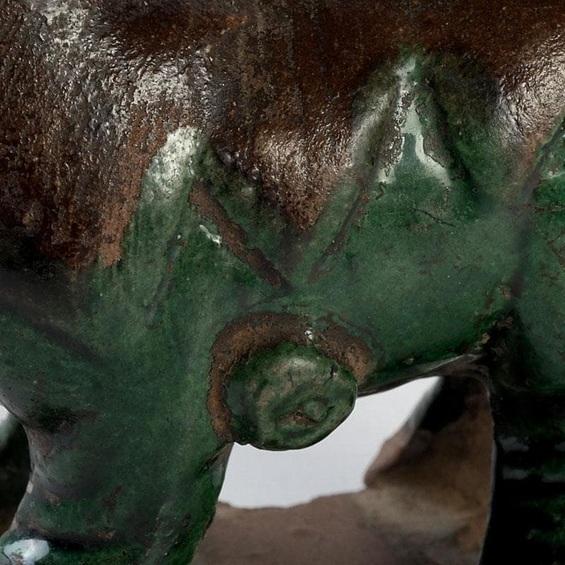 中国　緑釉　神獣　獅子　置物　時代箱　V　9600