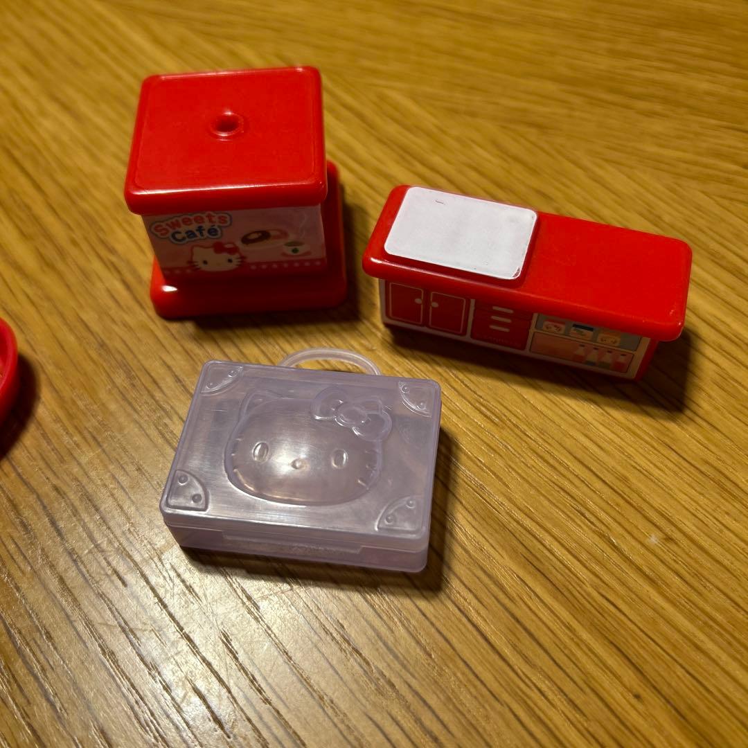 サンリオ　キティ　スイーツパラダイス　ドール　着せ替え　人形　小物　レア