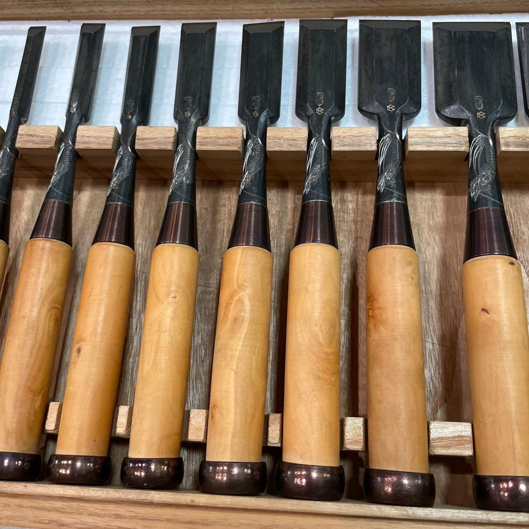 長弘 面取 追入鑿 竜彫刻入 15本組