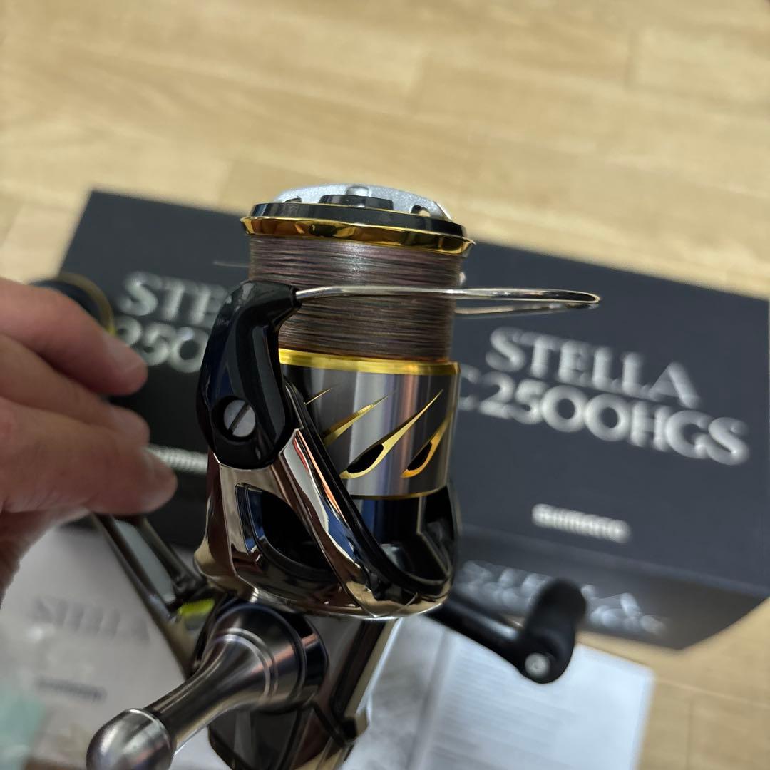 SHIMANO 14STELLA C2500HGS スピニングリール