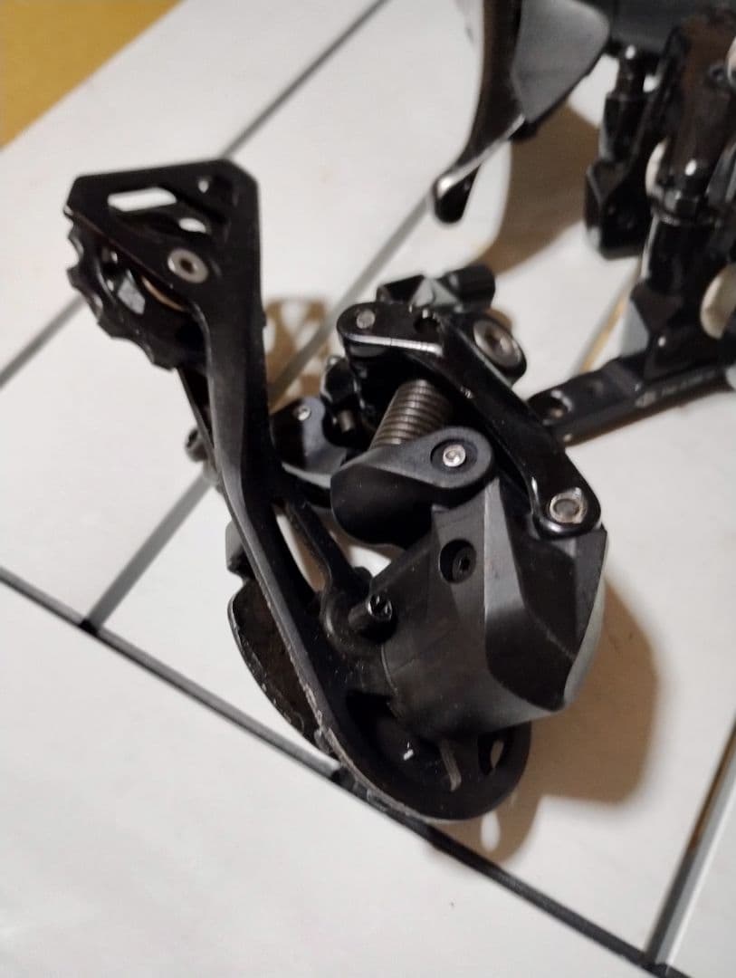 Shimano 105 コンポーネントセット 11速 油圧