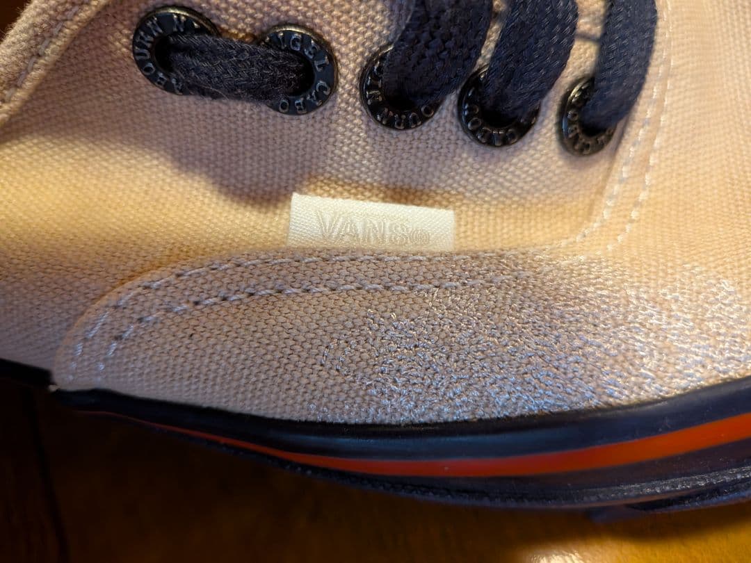 VANS ベージュ スニーカー