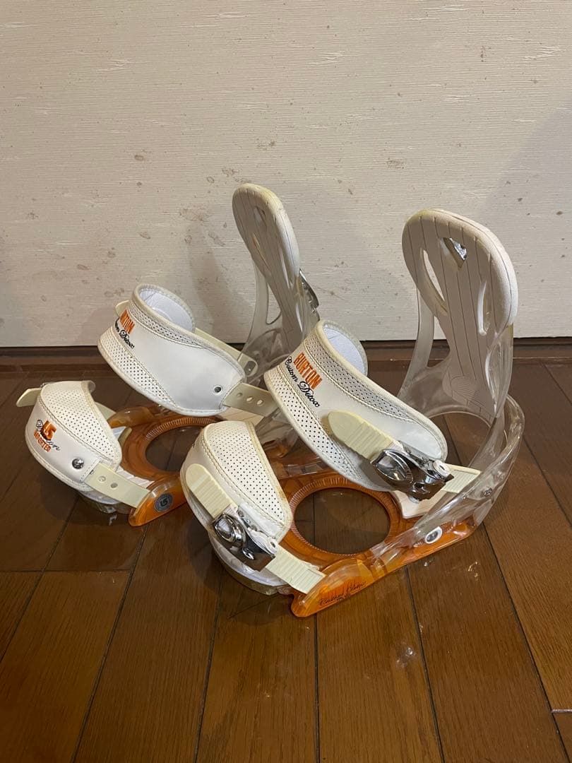 Burton Custom DXビンディング スケルトン Mサイズ