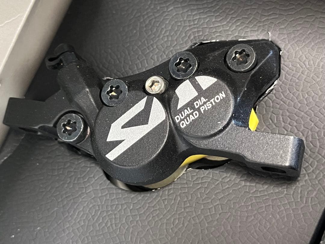 シマノ　SAINT M810