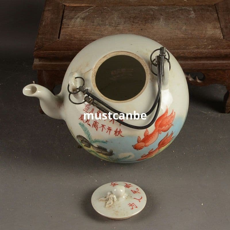 景徳鎮 陶磁器 手描きパステル魚提梁湖 茶壺 煎茶器 装飾品 現代工芸品 置物