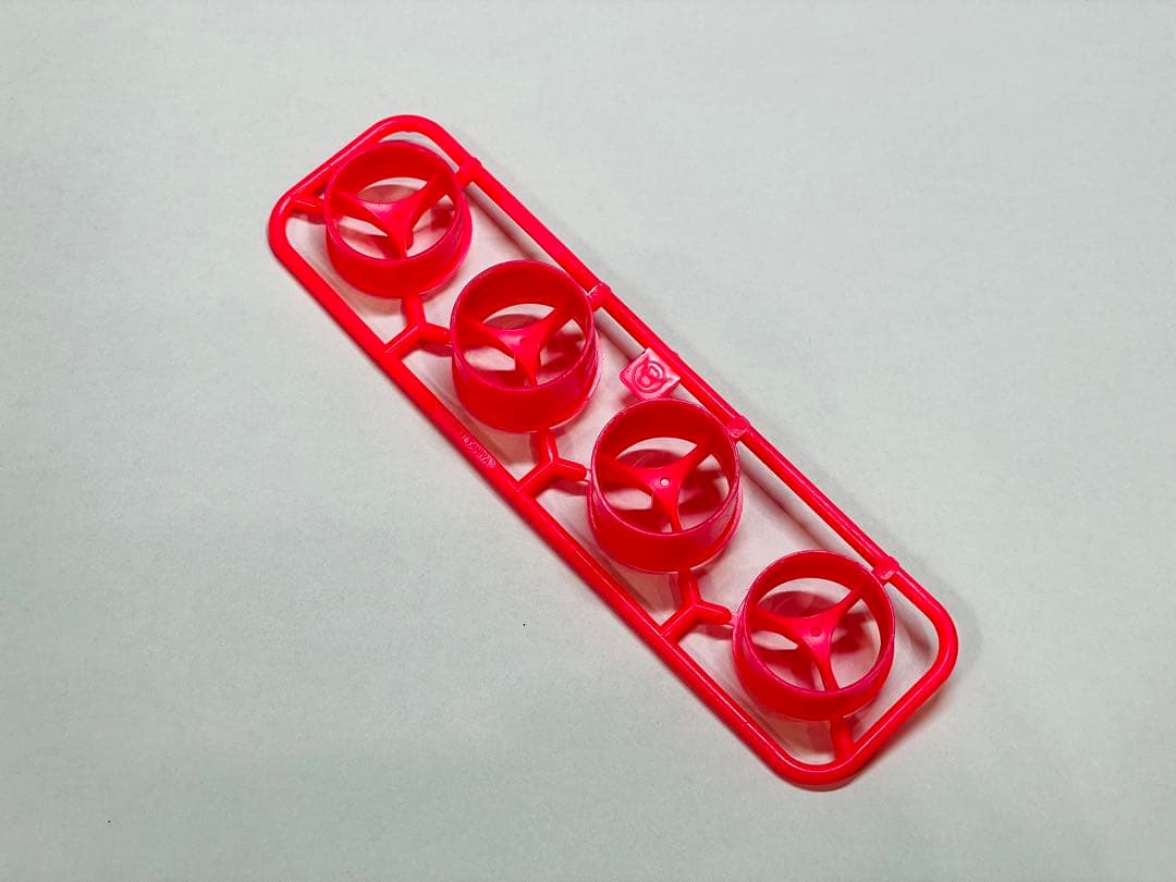 ミニ四駆　大径ライトウェイトホイール　6色8個セット