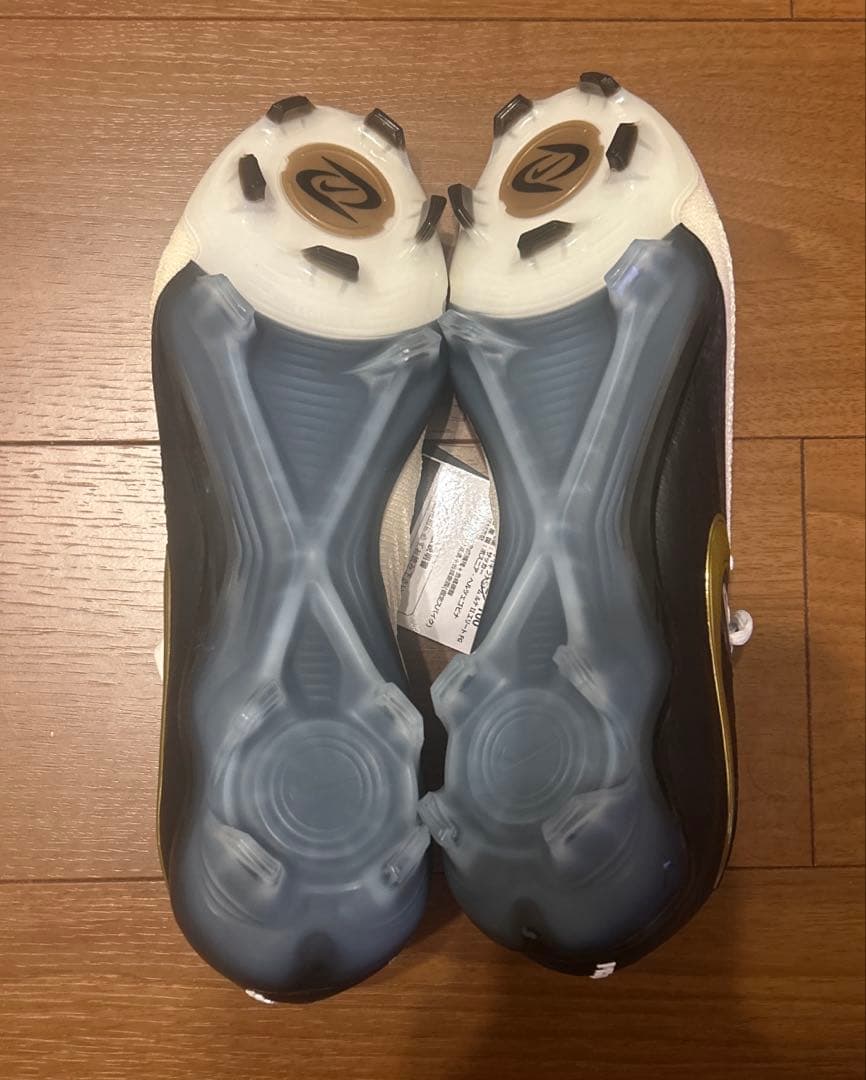 【新品未使用】NIKE PHANTOM LUNA Ⅱ ELITE FG 8.5