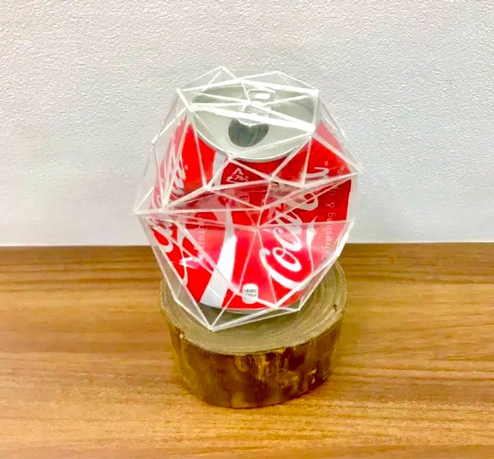 コカコーラ   大村洋二郎さんの作品です。