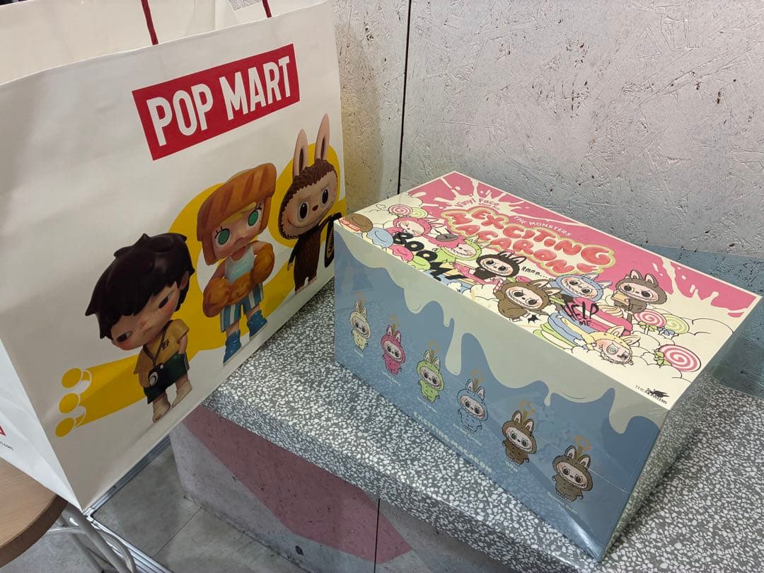 THE MONSTERS Exciting Macaron Labubuマカロン