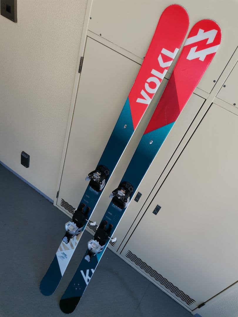 フォルクル スキー Volkl「KINK」