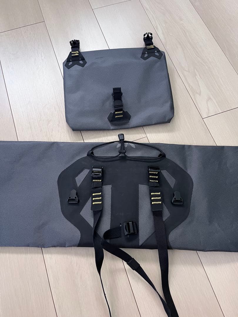 アピデュラ　レア　ハンドルバーバッグ　アクセサリーポケット 中古