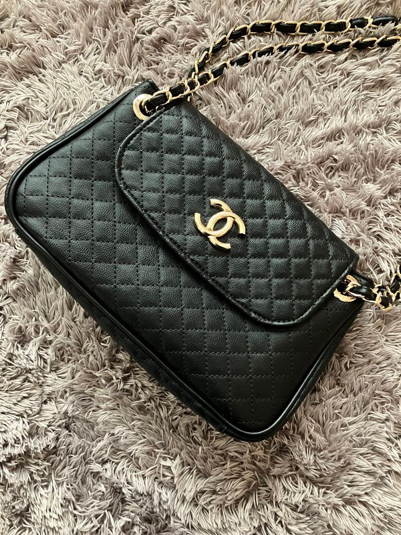 CHANEL ミニショルダー　チェーンバッグ　2wayショルダー　ノベルティ