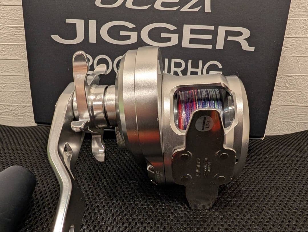 OCEA JIGGER 2000NRHG ベイトリール