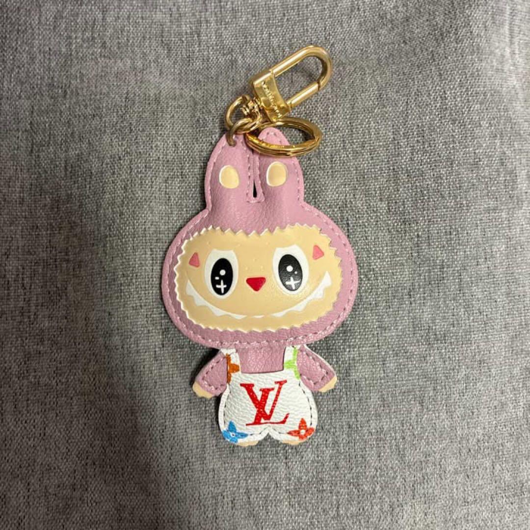 ウサギデザイン LVロゴ キーホルダー