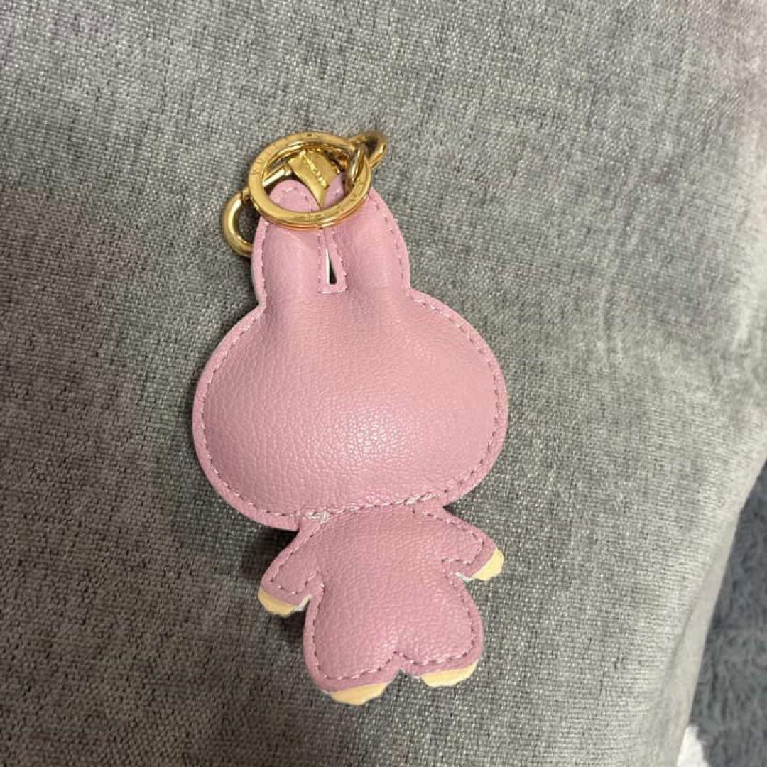 ウサギデザイン LVロゴ キーホルダー