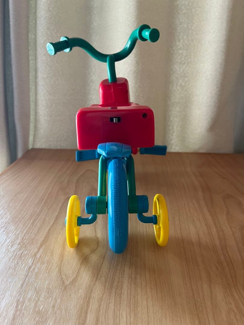 ✴︎90年代✴︎希少✴︎美品✴︎Curious e Adventures