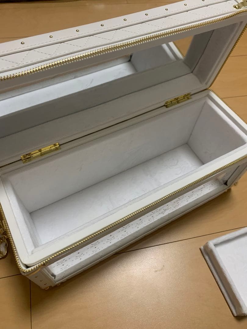 エンジェル　ホリデーエディション　白　ホワイト