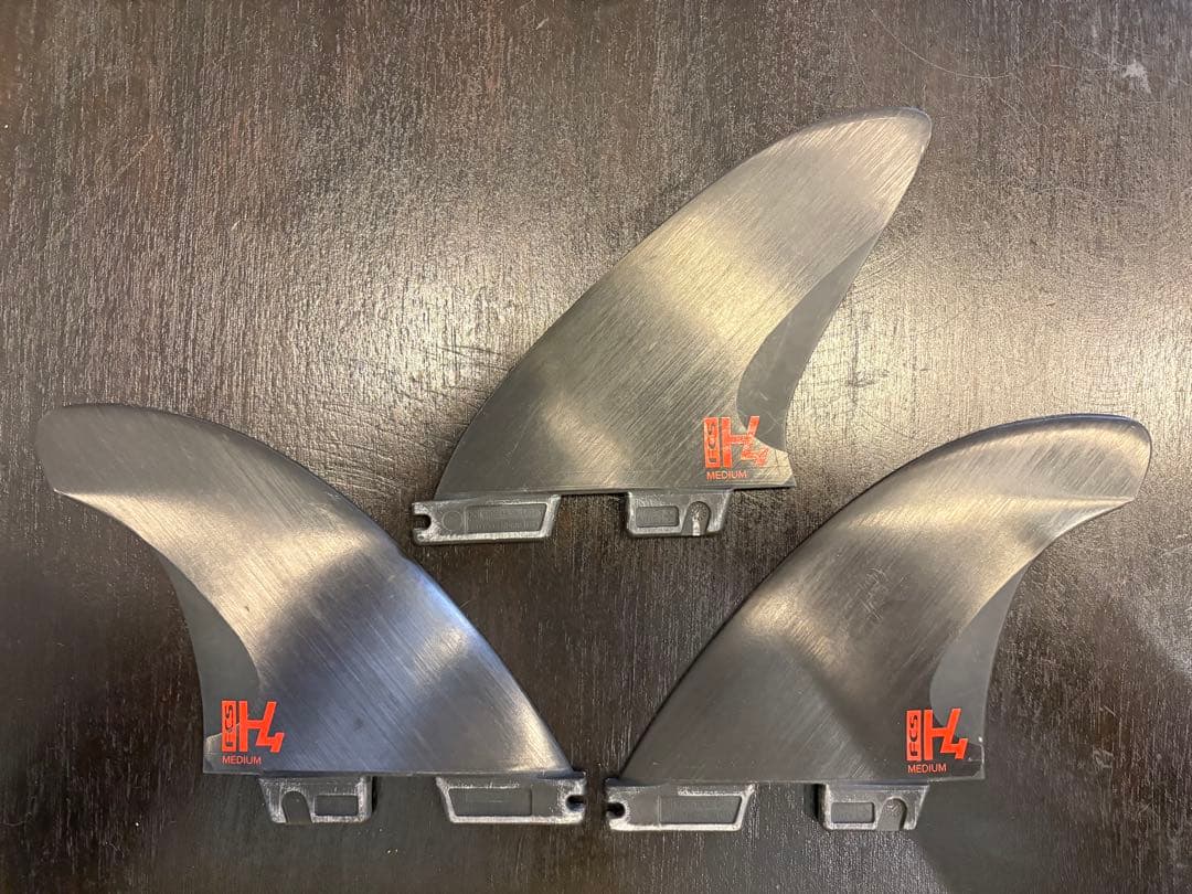 1回 FCS2 H4 M フィン FCSII ミックファニング カーボン