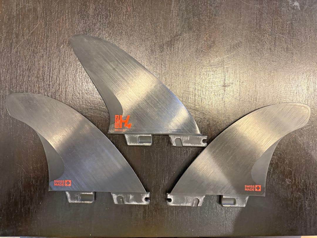 1回 FCS2 H4 M フィン FCSII ミックファニング カーボン