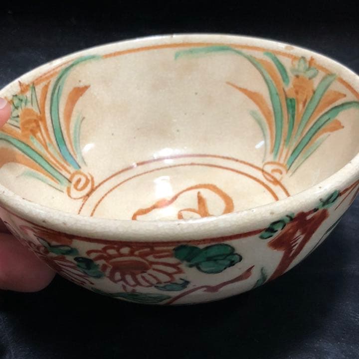 究極の美◼️蔵から美しい竹と菊とアヤメが描かれた抹茶茶碗が出て来ました。茶道具