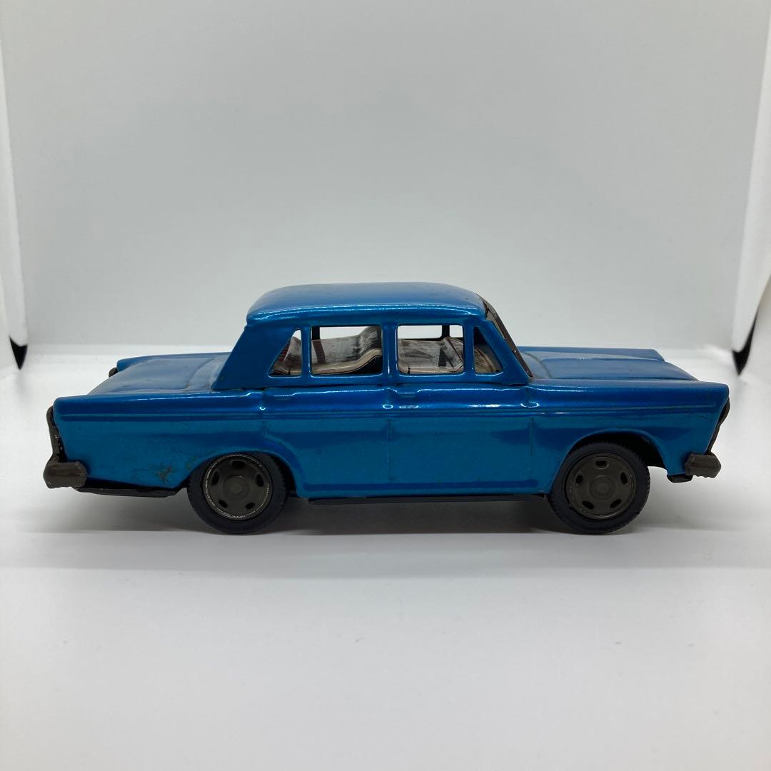 日本製 FIAT フィアット 2300 ブリキ自動車 レトロ