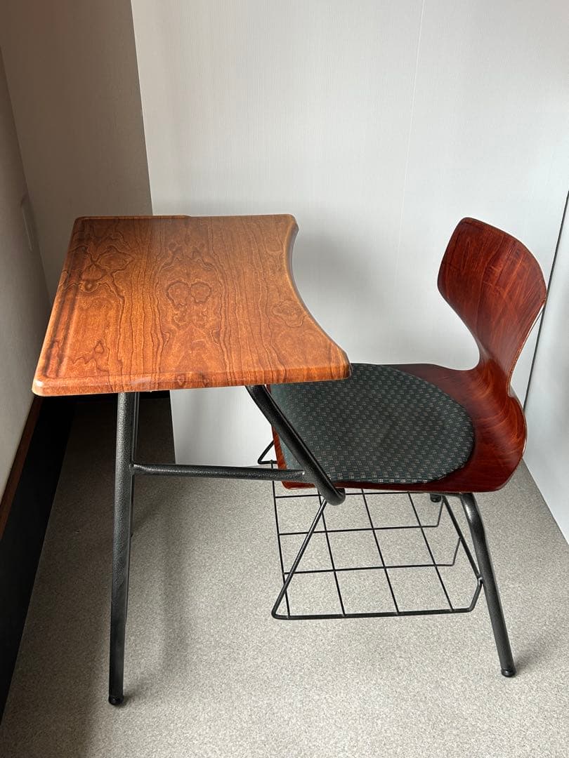 ドイツ　ヴィンテージ　FLOTOTTOフロトット デスク&チェア　学校　机　椅子