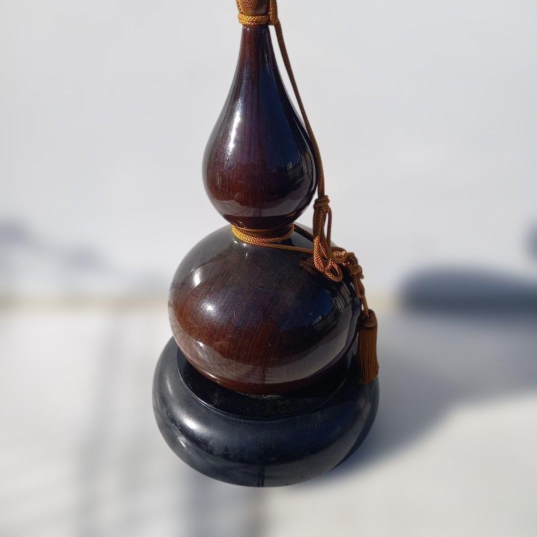 ひょうたん型の紫檀製置物　高さ67cm　16.6kg