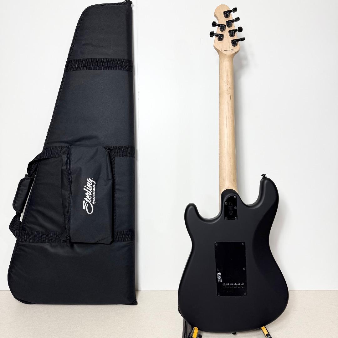 未使用 Sterling by MUSIC MAN CUTLASS CT30