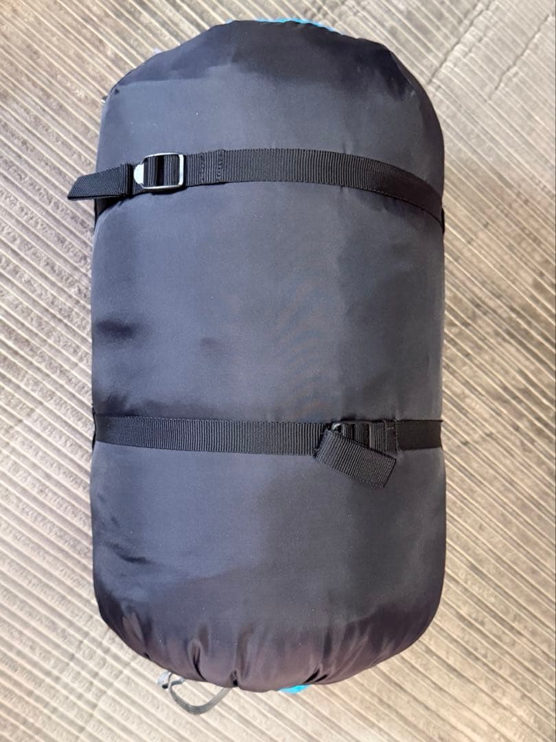 ISUKA イスカ Alpha Light1300EX 寝袋