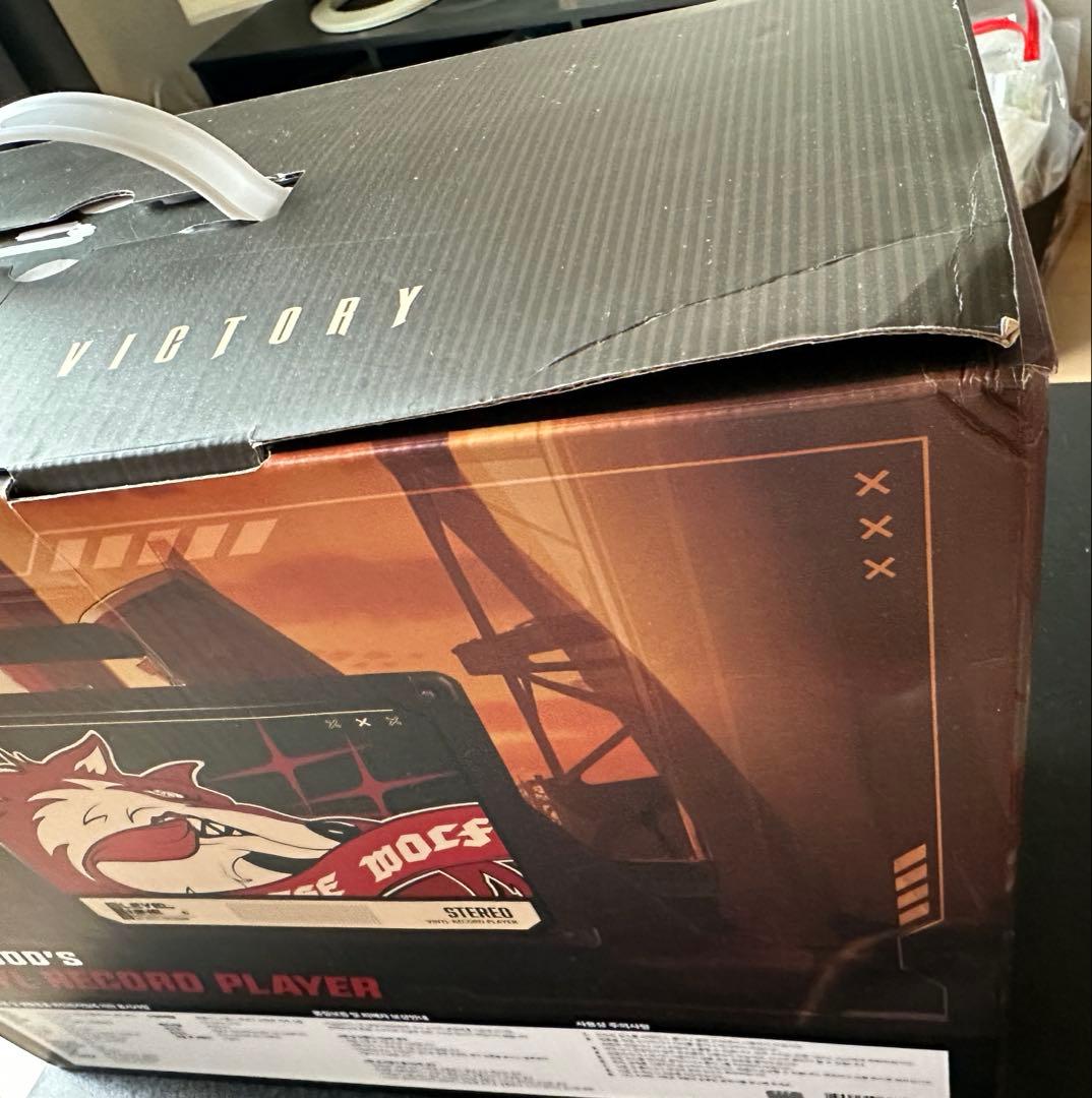 韓国限定　勝利の女神NIKKE レッドフード　LPプレイヤー&レコード　セット