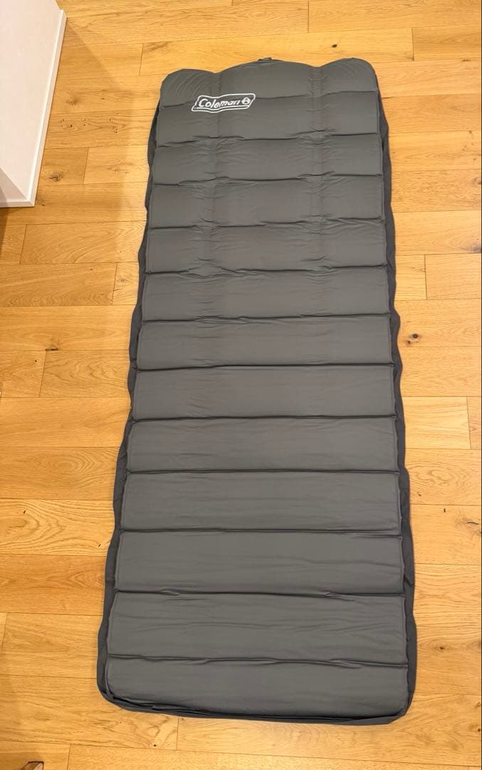 Coleman キャンパーインフレーターマット　ハイピーク　シングル