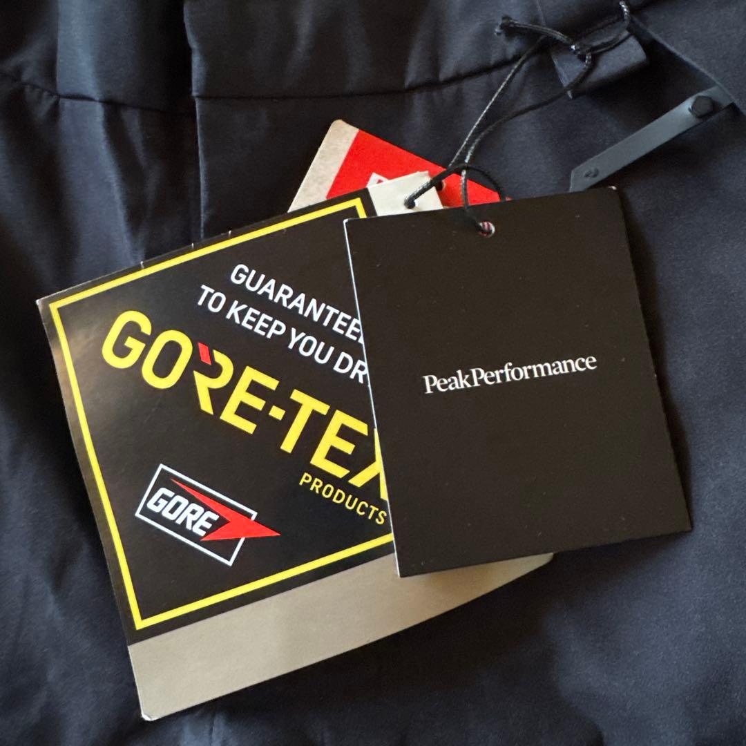 peakperformance スノーウェア