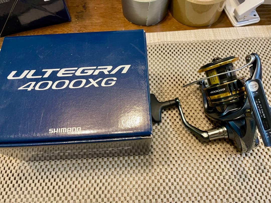 P シマノ　ULTEGRA 4000XG スピニングリール