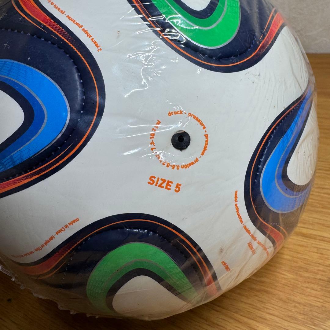 【美品】adidas ブラズーカ 2014 FIFAワールドカップ　レプリカ