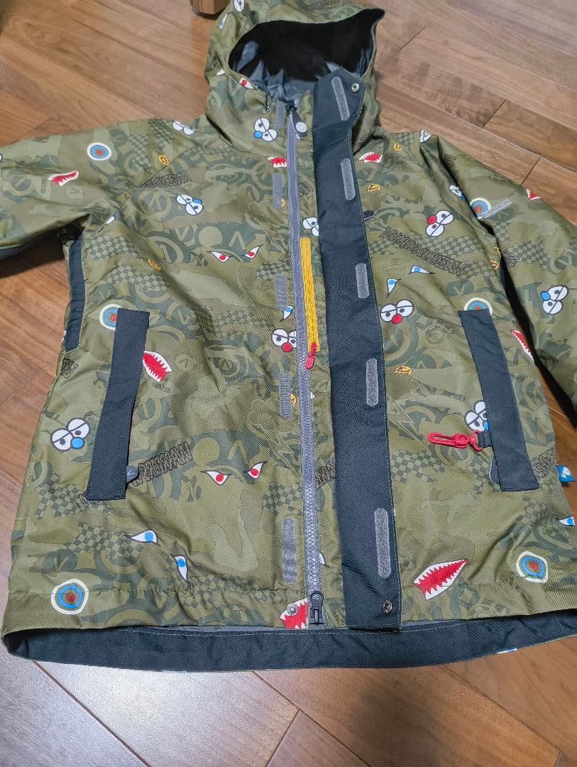 エアボーンARBNスノーボードウェア