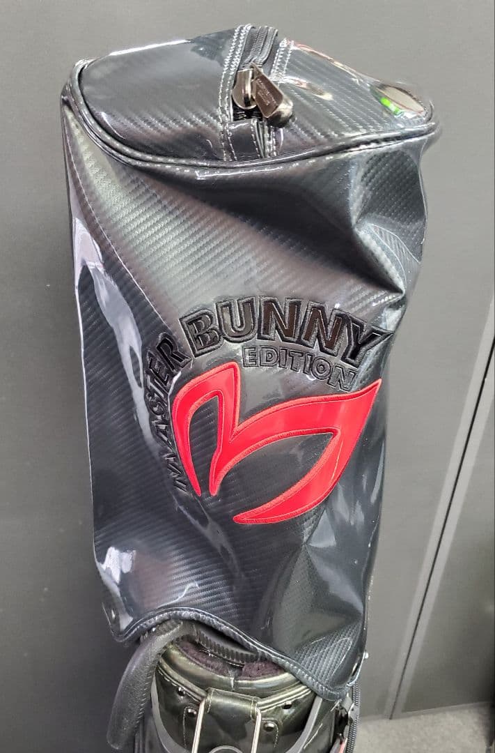 MASTER BUNNY EDITION ゴルフバッグ ブラック　セパレート付き