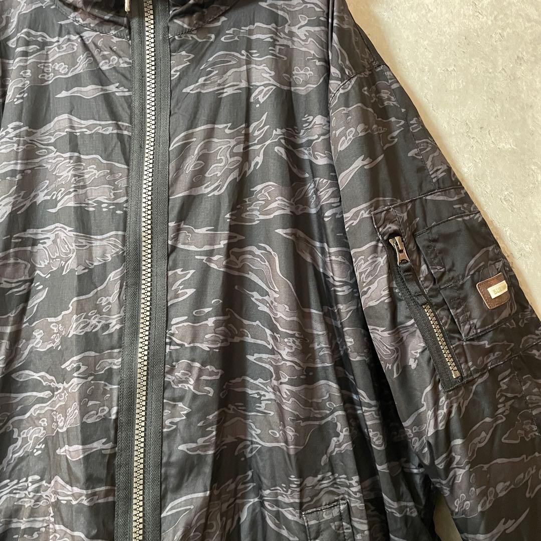 Burtonバートンスキーウェアスノーボードジャケットパーカー黒ブラック迷彩希少