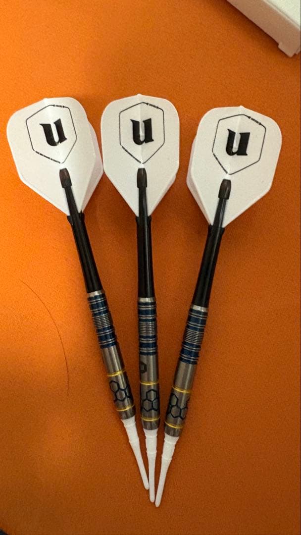 値下げunicorn Skua ダーツセット