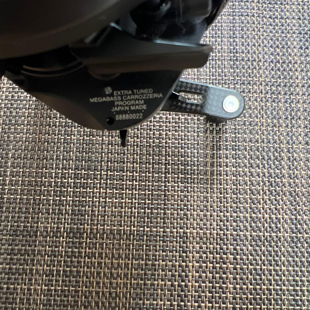 リール Megabass IS63 LARIAT