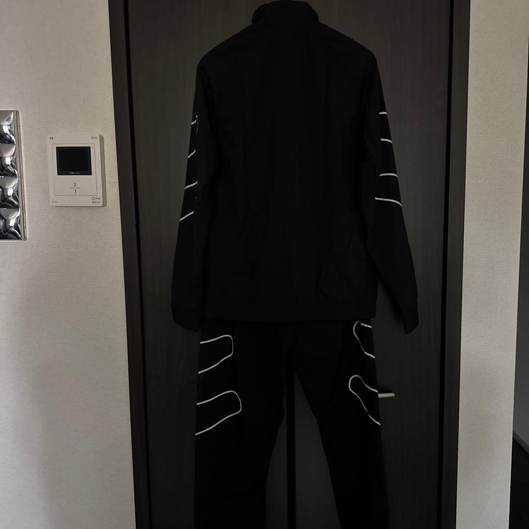 adidas ブラックジャージ上下セット