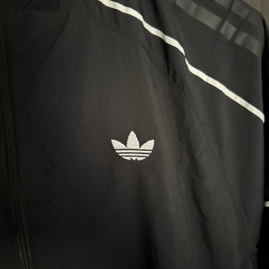 adidas ブラックジャージ上下セット